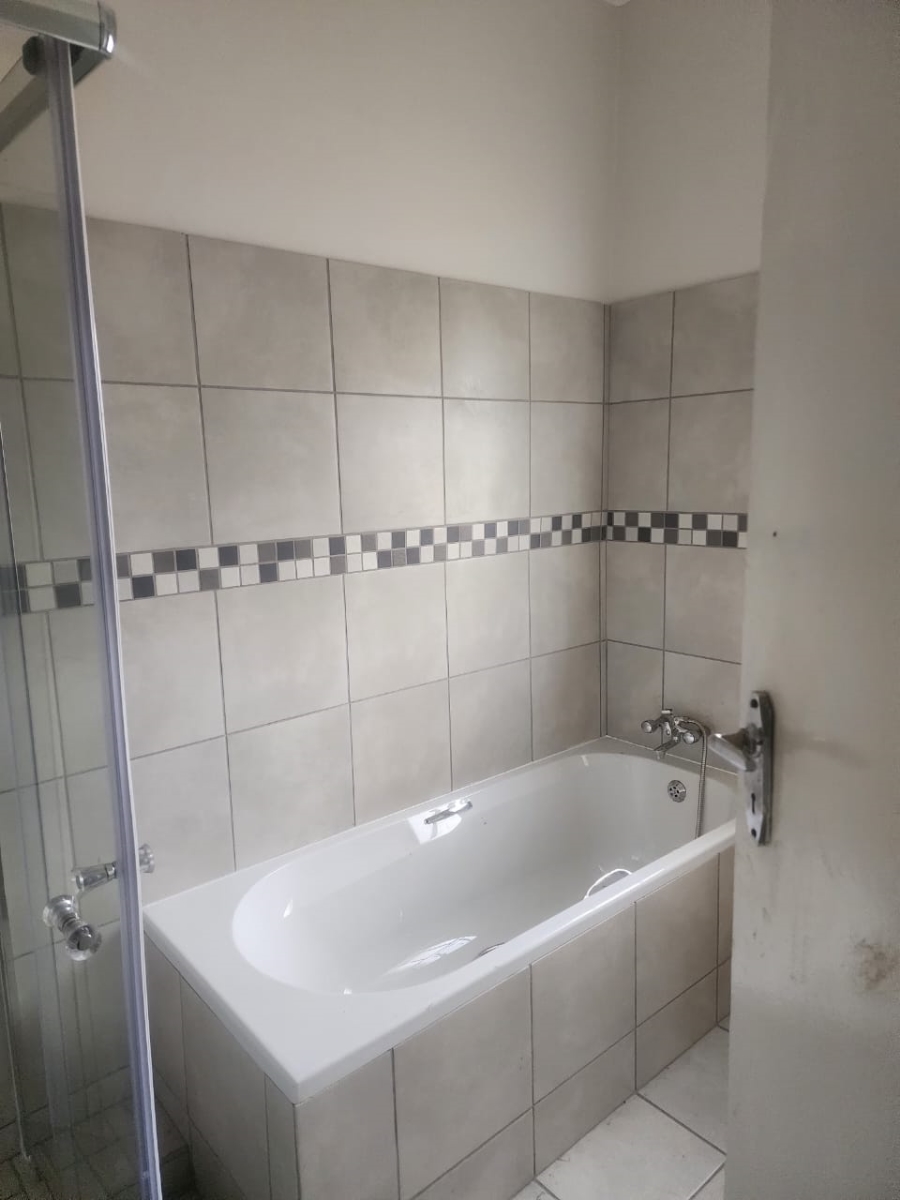 4 Bedroom Property for Sale in Freemanville North West